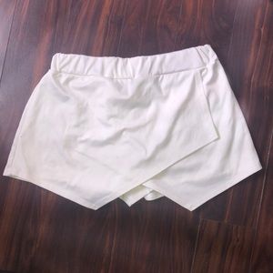 White skort